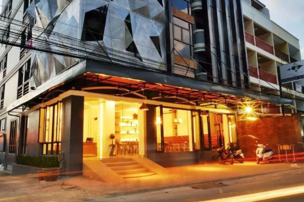 포티 윙크스 푸껫 호텔 Patong 외부 사진